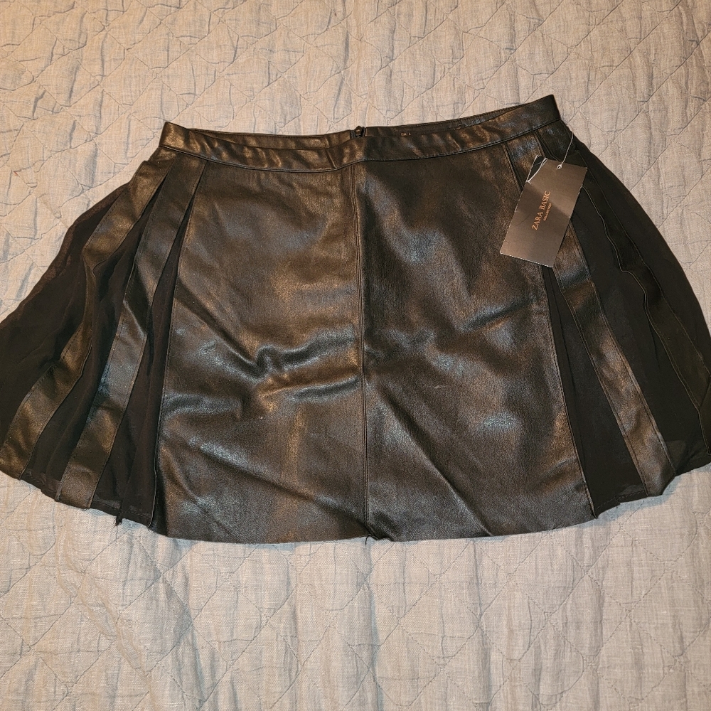 Faux leather ZARA skirt